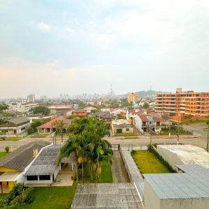 Loft com 50m², 1 dormitório, 1 suíte, 1 vaga no Loft Las Piedras em Torres para Comprar