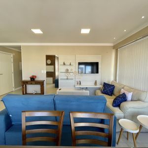 Apartamento com 68m², 2 dormitórios, 1 suíte, 1 vaga no Monet em Torres para Comprar