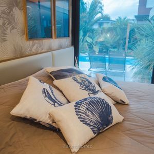 Casa de Condomínio com 200m², 4 dormitórios, 4 suítes, 2 vagas no Ocean Side em Torres para Comprar