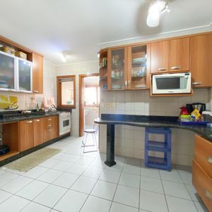 Apartamento, 3 dormitórios, 1 suíte, 1 vaga no Nouvelle Tour em Torres para Comprar