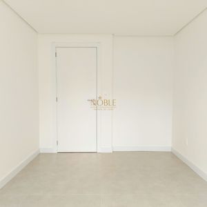 Apartamento com 80m², 2 dormitórios, 1 suíte, 1 vaga no Opportunity em Torres para Comprar