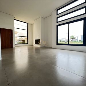 Casa de Condomínio com 220m², 3 dormitórios, 3 suítes, 2 vagas no Reserva das Águas em Torres para Comprar