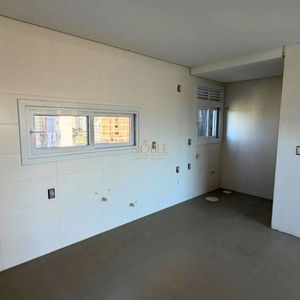 Apartamento com 98m², 2 dormitórios, 2 suítes no Punta Del Sole em Torres para Comprar