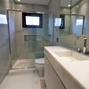 Casa de Condomínio com 301m², 4 dormitórios, 4 suítes, 2 vagas no Reserva das Águas em Torres para Comprar