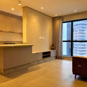 Apartamento com 79m², 2 dormitórios, 2 suítes, 1 vaga no Rosa dos Ventos em Torres para Comprar