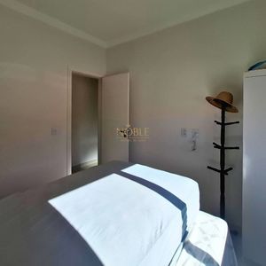 Casa, 5 dormitórios, 1 suíte, 3 vagas no bairro Praia Paraíso em Torres para Comprar