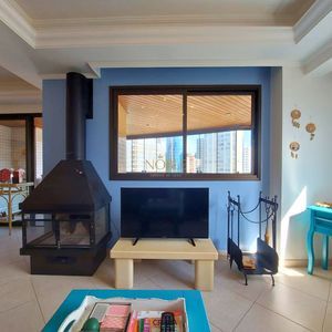 Apartamento com 131m², 3 dormitórios, 1 suíte, 2 vagas no Torre do Sol em Torres para Comprar