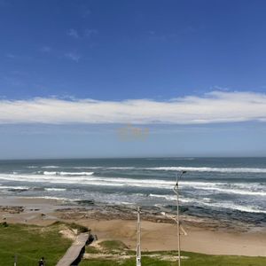 Apartamento com 134m², 3 dormitórios, 1 suíte, 1 vaga no Beira Mar em Torres para Comprar
