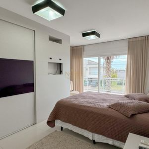 Casa de Condomínio, 4 dormitórios, 4 suítes, 2 vagas no Ocean Side em Torres para Comprar