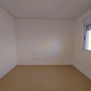 Apartamento com 109m², 3 dormitórios, 1 suíte, 2 vagas no San Pietro em Torres para Comprar