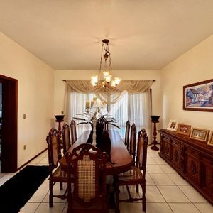 Casa com 490m² e 4 dormitórios no bairro Alto do Parque em Lajeado para Comprar