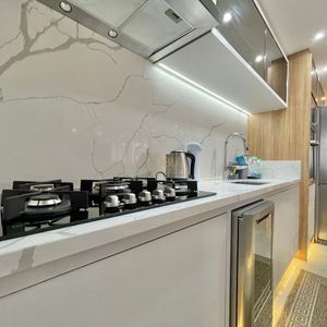 Apartamento com 120m², 3 dormitórios, 1 suíte, 2 vagas no Michelângelo em Torres para Comprar