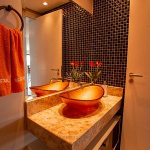 Apartamento com 263m², 4 dormitórios, 4 suítes, 4 vagas no Neptuno em Torres para Comprar