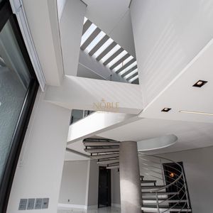 Casa de Condomínio com 591m², 5 dormitórios, 5 suítes, 2 vagas no Ocean Side em Torres para Comprar