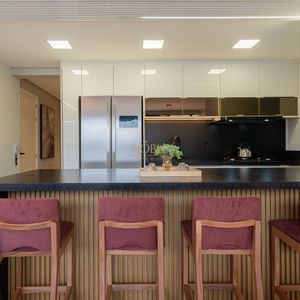 Apartamento com 115m², 3 dormitórios, 1 suíte, 1 vaga no Titanium em Torres para Comprar