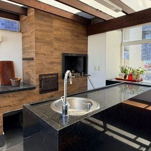 Apartamento com 203m², 3 dormitórios, 3 suítes, 2 vagas no Costa Azzurra em Torres para Comprar