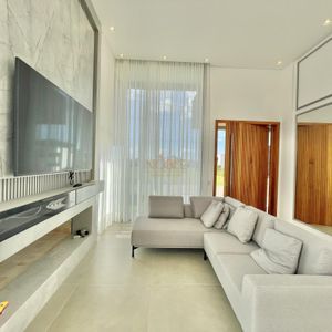 Casa de Condomínio com 215m², 3 dormitórios, 3 suítes, 2 vagas no Reserva das Águas em Torres para Comprar