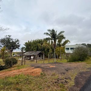 Sítio, 2 dormitórios, 2 vagas no bairro Zona Rural em Dom Pedro de Alcântara para Comprar