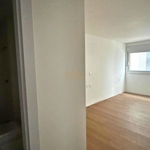 Duplex com 228m², 3 dormitórios, 3 suítes, 1 vaga no Giardino em Torres para Comprar