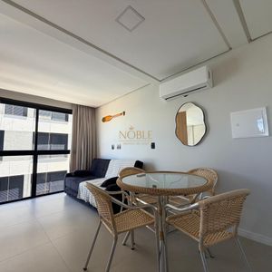 Apartamento com 31m², 1 dormitório, 1 vaga no Majestic Residencial em Torres para Comprar