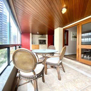 Apartamento com 143m², 3 dormitórios, 1 suíte, 1 vaga no Nouvelle Tour em Torres para Comprar