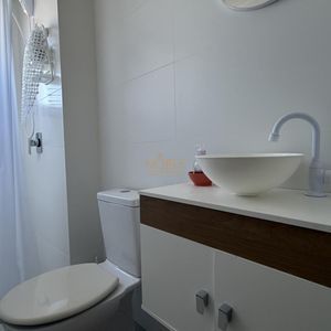 Apartamento com 51m², 2 dormitórios, 1 vaga no Majestic Residencial em Torres para Comprar