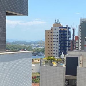 Apartamento com 77m², 2 dormitórios, 2 suítes, 1 vaga no Véritas em Torres para Comprar