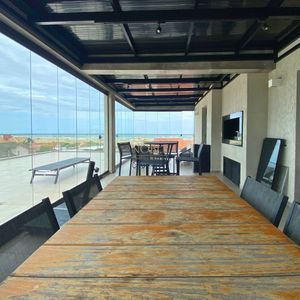 Apartamento com 258m², 3 dormitórios, 3 suítes, 2 vagas no Al Mare em Torres para Comprar