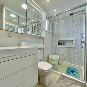 Apartamento com 120m², 3 dormitórios, 1 suíte, 2 vagas no Michelângelo em Torres para Comprar