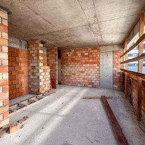 Apartamento com 80m², 2 dormitórios, 1 suíte, 1 vaga no Opportunity em Torres para Comprar