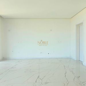 Casa com 272m², 3 dormitórios, 3 suítes, 4 vagas no bairro Itapeva em Torres para Comprar