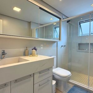 Cobertura com 198m², 3 dormitórios, 2 suítes, 2 vagas no Mar de Flores em Torres para Comprar
