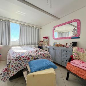 Cobertura com 198m², 3 dormitórios, 1 suíte, 2 vagas no Solar da Praça em Torres para Comprar