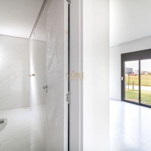 Casa de Condomínio com 188m², 3 dormitórios, 3 suítes, 2 vagas no Reserva das Águas em Torres para Comprar