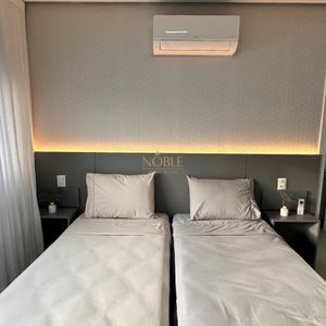 Apartamento, 2 dormitórios, 2 suítes, 2 vagas no Toronto em Torres para Comprar
