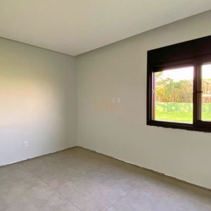 Casa com 201m², 3 dormitórios, 3 suítes, 2 vagas no Reserva das Águas em Torres para Comprar