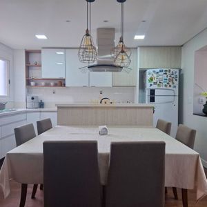 Apartamento com 167m², 3 dormitórios, 2 suítes, 1 vaga no Villa Ibiza em Torres para Comprar