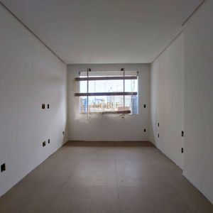 Apartamento com 83m², 2 dormitórios, 1 suíte, 2 vagas no Mirage em Torres para Comprar