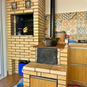 Sobrado com 350m², 4 dormitórios, 4 suítes, 2 vagas no bairro Centenário em Torres para Comprar