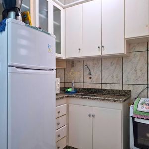 Apartamento, 2 dormitórios, 1 vaga no ed.caeté em Torres para Comprar