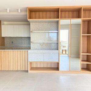 Apartamento com 106m², 3 dormitórios, 1 suíte, 2 vagas no Toronto em Torres para Comprar