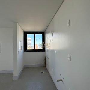 Apartamento com 78m², 2 dormitórios, 1 suíte, 1 vaga no Vista Mare em Torres para Comprar