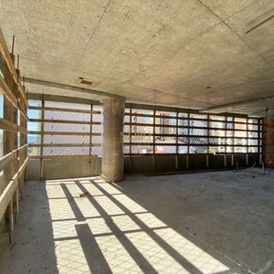 Apartamento com 145m², 3 dormitórios, 3 suítes, 2 vagas no Yachthouse em Torres para Comprar
