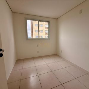 Apartamento com 59m², 2 dormitórios, 1 suíte, 1 vaga no Residencial Jardim Europa em Torres para Comprar