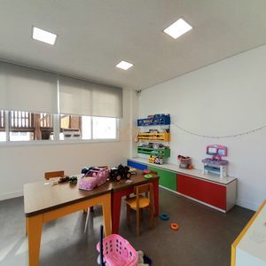 Apartamento com 76m², 2 dormitórios, 1 suíte, 1 vaga no Due Fratelli em Torres para Comprar