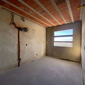 Apartamento com 88m², 3 dormitórios, 1 suíte, 1 vaga no Dell Ville em Torres para Comprar