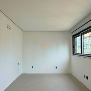 Apartamento com 210m², 4 dormitórios, 4 suítes, 3 vagas no Vanguard em Torres para Comprar