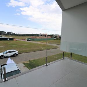 Casa de Condomínio com 301m², 4 dormitórios, 4 suítes, 2 vagas no Reserva das Águas em Torres para Comprar