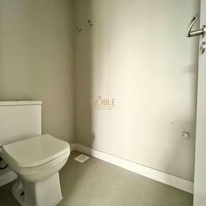 Apartamento com 91m², 2 dormitórios, 2 suítes, 2 vagas no Toronto em Torres para Comprar