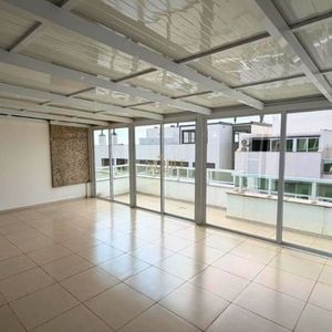 Duplex com 152m², 1 dormitório, 1 suíte, 2 vagas no Lumiere em Torres para Comprar